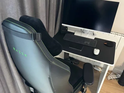 Кресло Razer Iskur v2