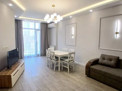 Долгосрочная аренда 4-комнатной квартиры в Bagrationi District