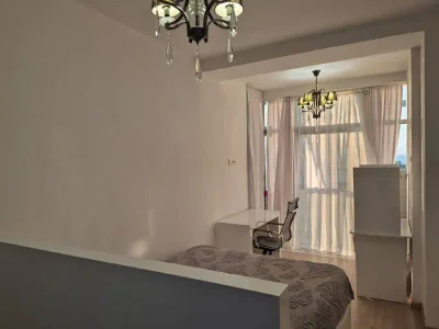 1+1 в центре , $600