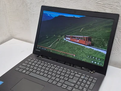 Ноутбук Lenovo 15.6"