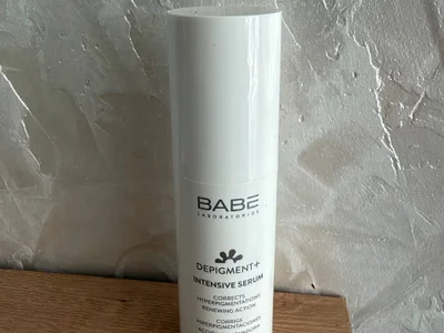 Увлажняющая сыворотка против пигментации Babe Depigment+
