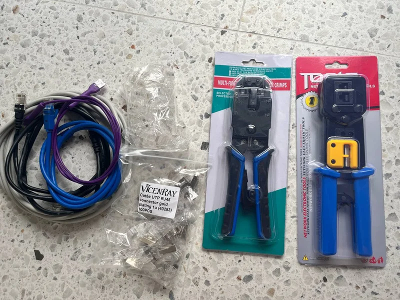 Набор: Обжимки, патч-корды и вилки RJ45
