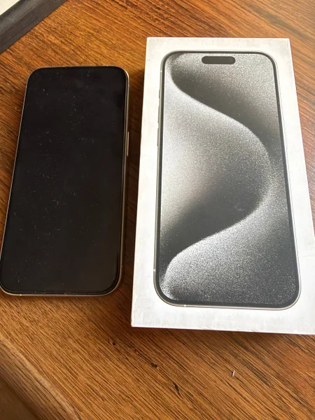 iPhone 15 Pro 256GB (eSIM)
