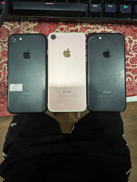iPhone 7 (3 штуки)