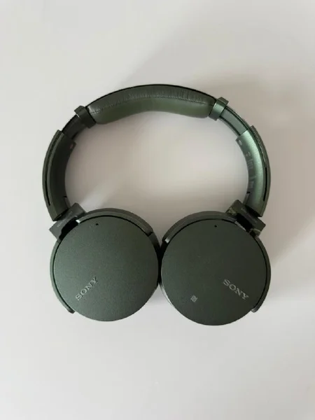 Sony MDR-XB950N1.