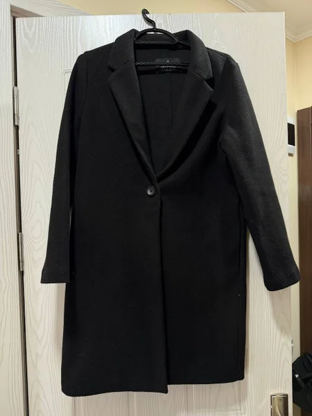 Пальто Stradivarius S-M