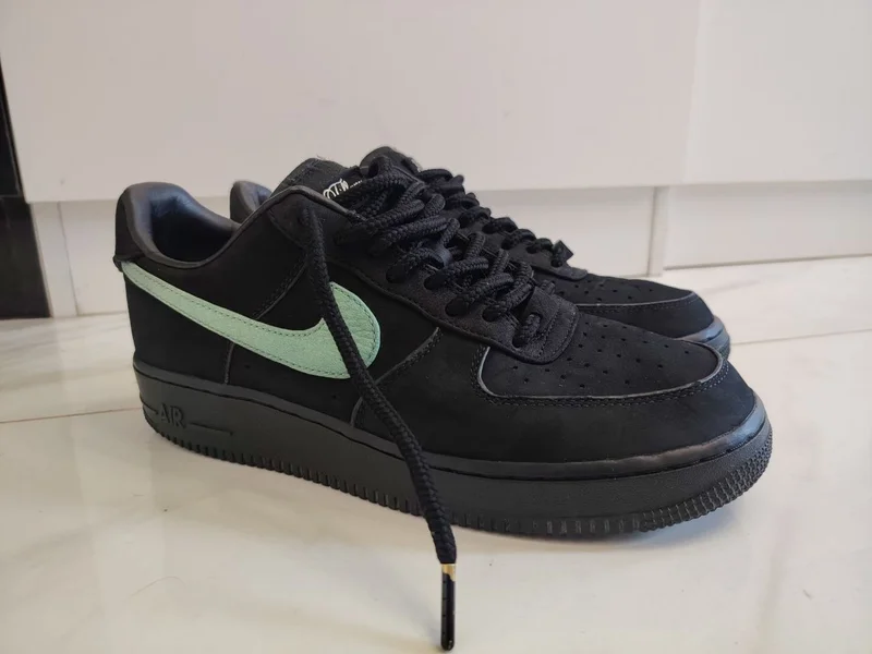 Nike Air Force 1