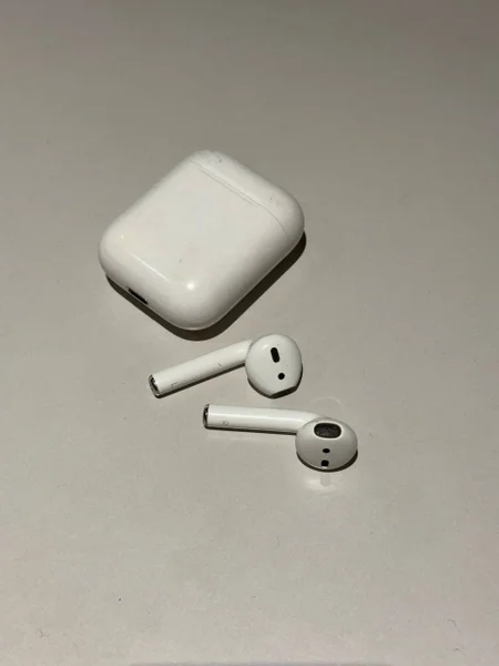 AirPods 2