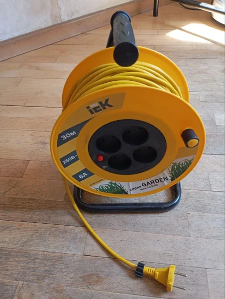 Портативная катушка удлинитель 30м IEK GARDEN
