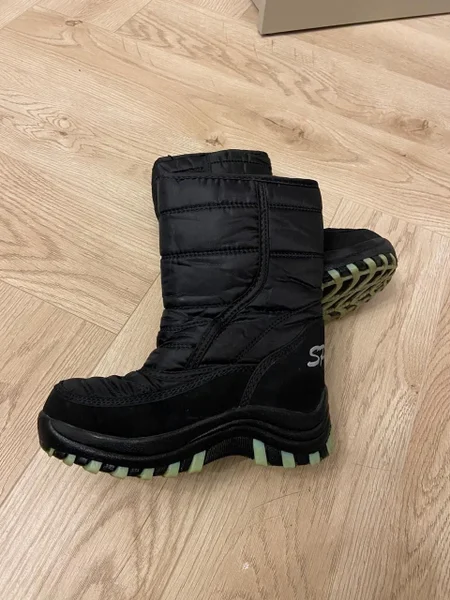 Черные зимние ботинки SPOR7
