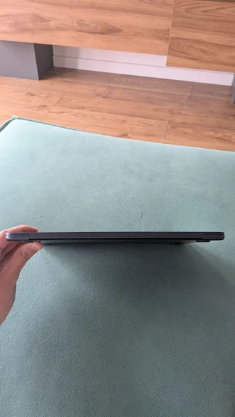 MacBook Air M4