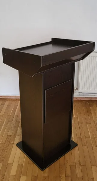 Кафедра трибуна для выступлений