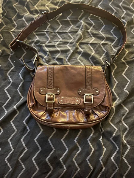 Кожаная сумка Longchamp Idole винтажная