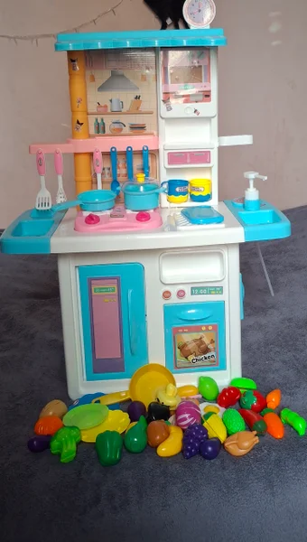 Игрушечная кухня