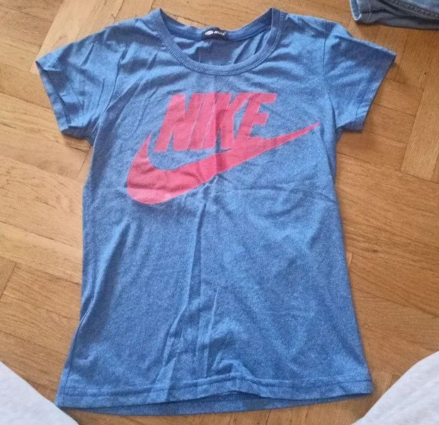 Футболка NIKE