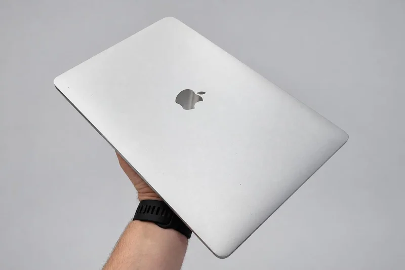 MacBook Pro 13 (2018) i5 / 16GB / 1TB