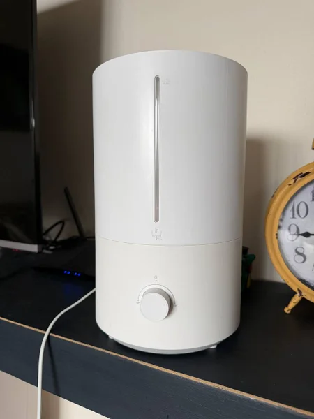 Увлажнитель Xiaomi 4л в хорошем состоянии, работает