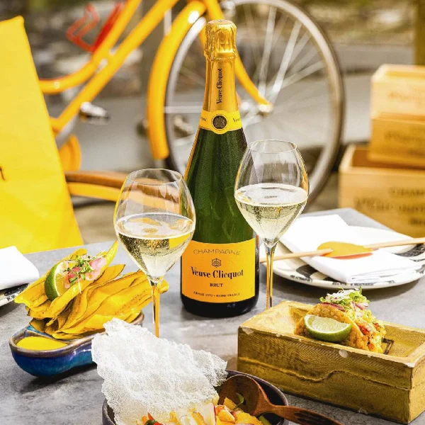 Шампанское Veuve Clicquot 0.75л