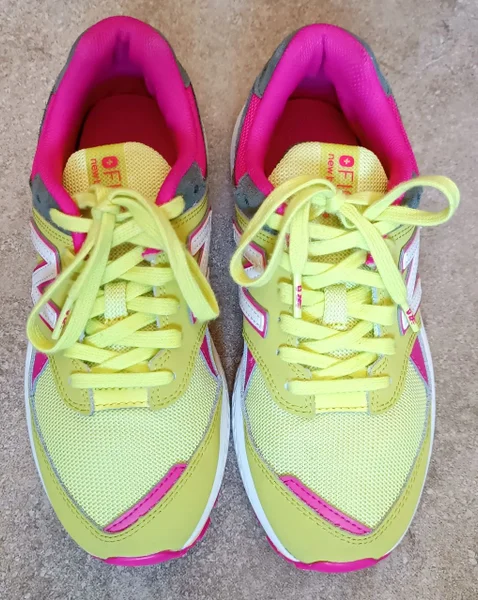 Кроссовки женские New Balance