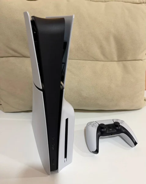 PlayStation 5 Slim 1TB
