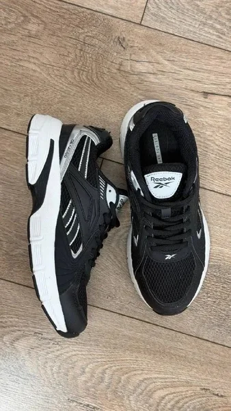Кроссовки Reebok, размер 38