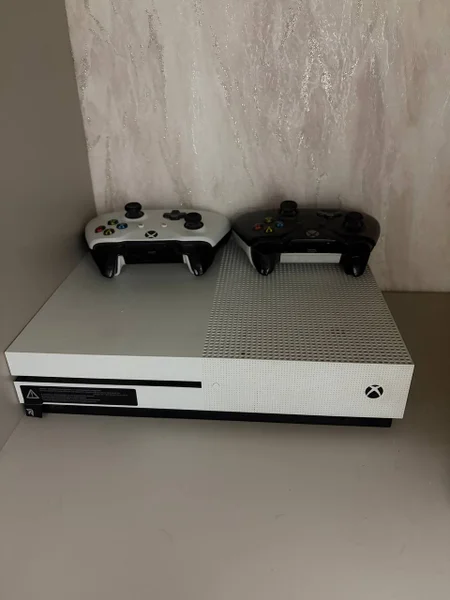 Xbox One S 500 GB