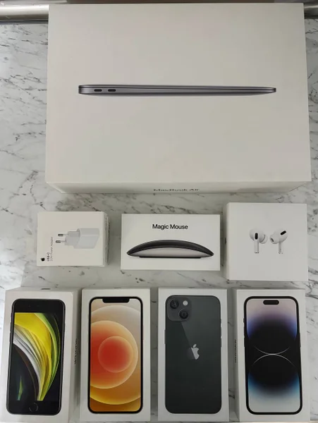 Оригинальные коробки от техники Apple (MacBook Air M1