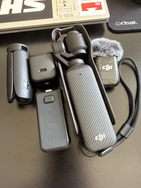 DJI Osmo Pocket 3 Standard Combo