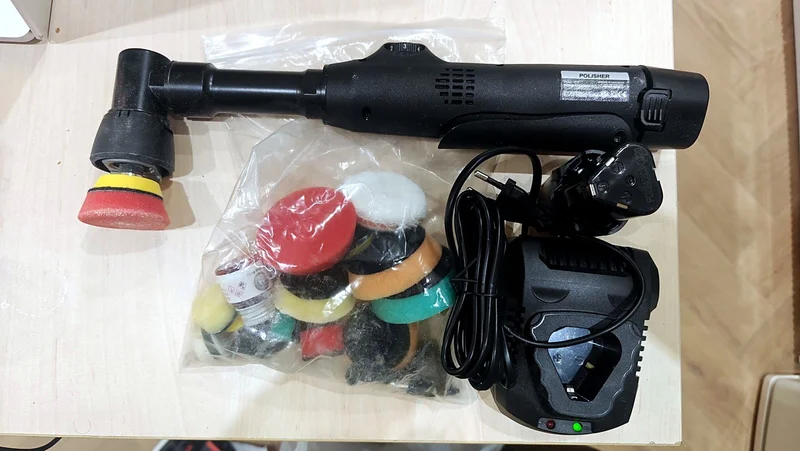 Аккумуляторная мини полировальная машинка 12V
