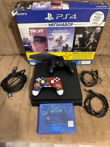 PlayStation 4 Slim