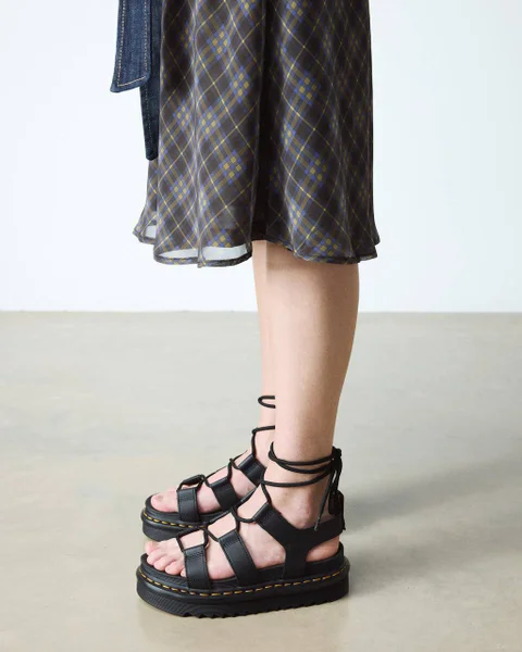 Босоножки Dr Martens