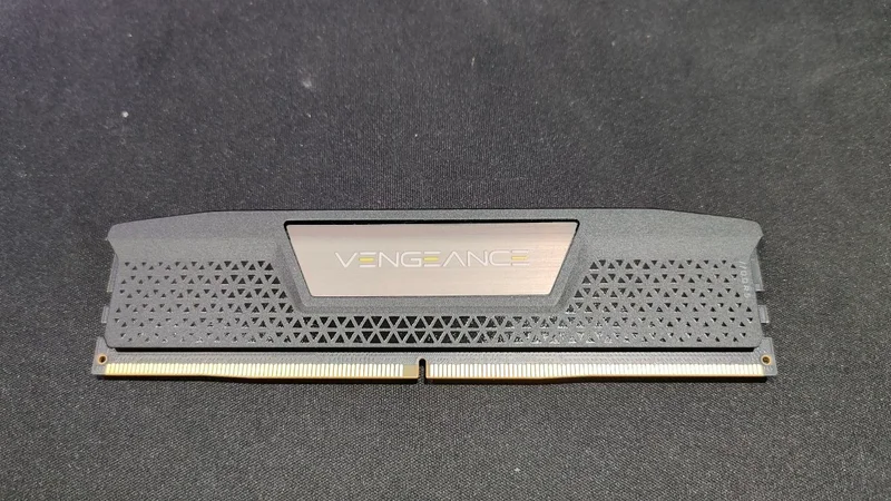 Оперативная память RAM DDR5 CORSAIR Vengeance 24GB 6000MHz CL36