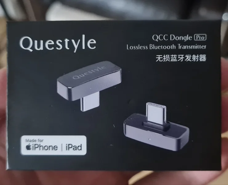 Bluetooth аудио передатчик Questyle QCC Dongle Pro