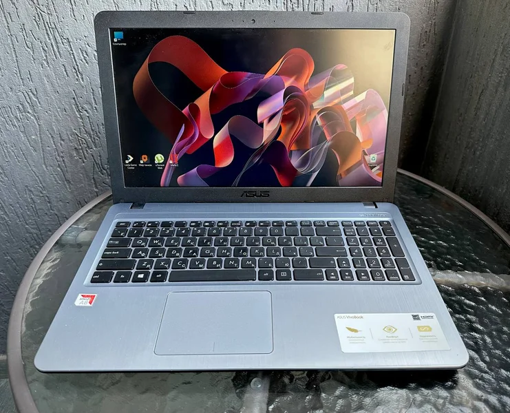 Ноутбук ASUS R540BA-GQ194T