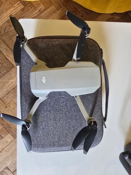 Квадрокоптер DJI Mavic Mini