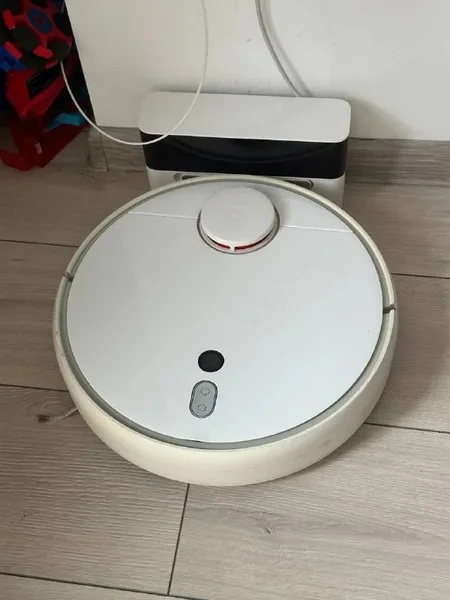 Xiaomi robot vacuum cleaner