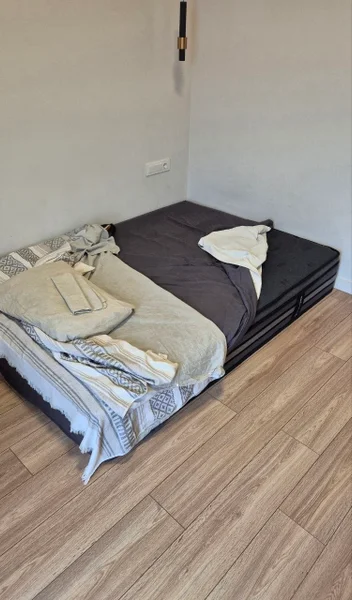 Матрас Belux 140×200, куплен в январе этого года, использовался только с наматрасником, состояние идеальное