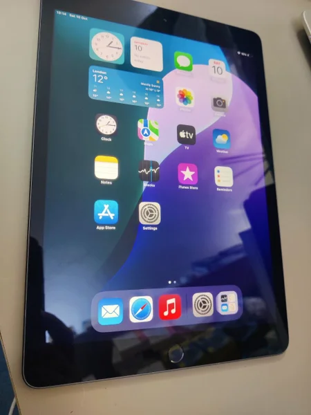 iPad 8 128GB