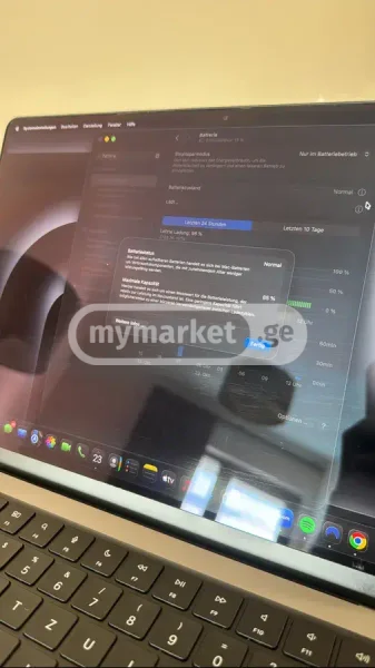 Ноутбук Apple