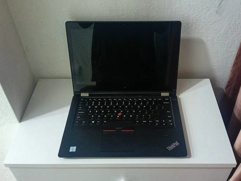 Ноутбук-трансформер P40 i7 16GB SSD 512GB