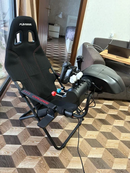 Кресло Playseat Challenge