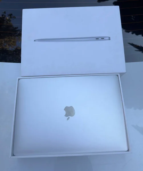 MacBook Air 13 M1 8/256GB 2020