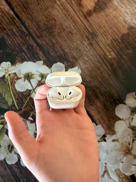AirPods 2