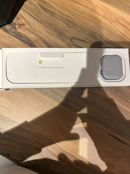 Белый ремешок для Apple Watch