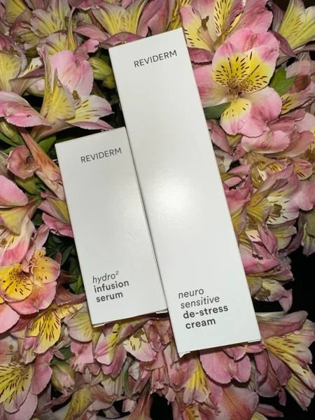 Набор косметики Reviderm: крем Neuro sensitive de-stress и сыворотка Hydro 2 infusion