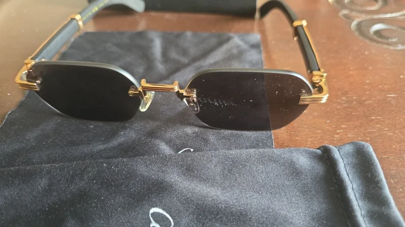 Солнцезащитные очки Cartier