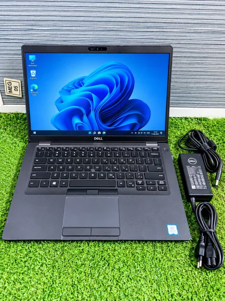 Ноутбук DeLL 5400