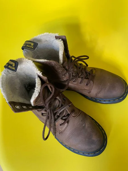📦 **Dr Martens Serena ботинки**