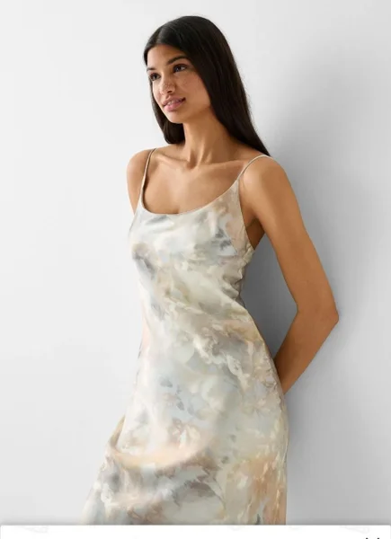 Вечернее платье с кринолином