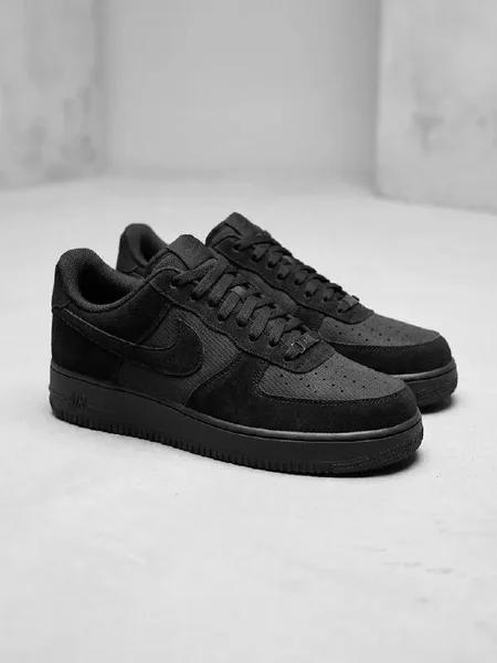 Nike Air Force 1 Low Triple Black